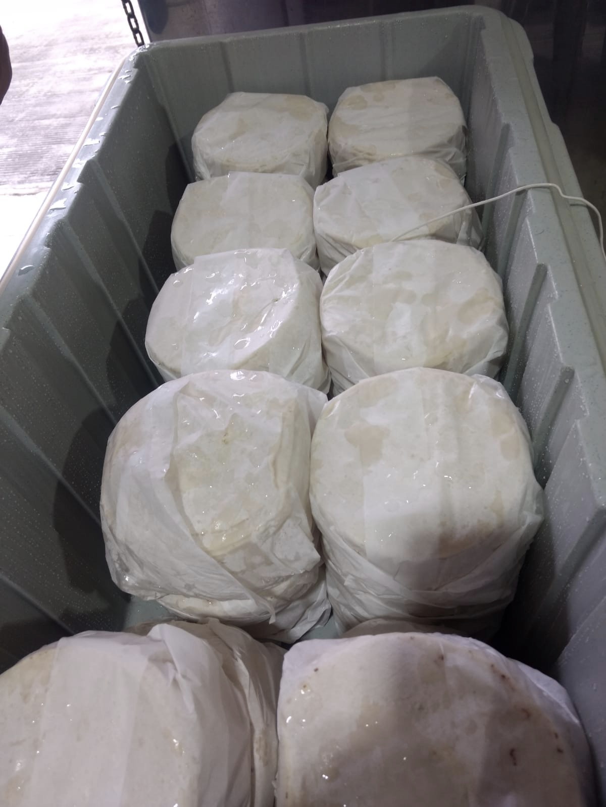 ¿Como conservar la tortilla caliente con una hielera?